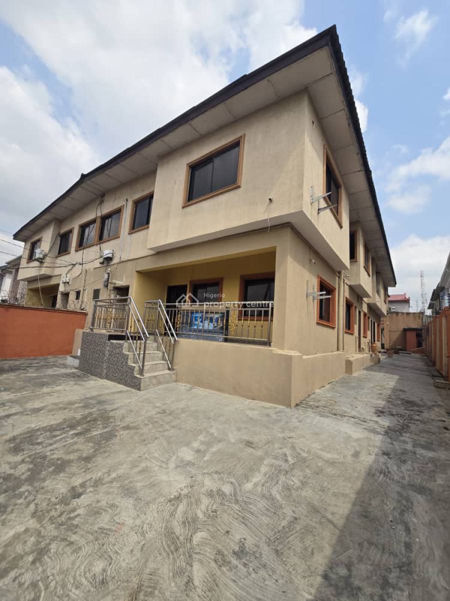 4 Bedroom Terraced Duplex Two People in a Compound, Omole Phase 1, Ikeja, Lagos, Terraced Duplex for Rent