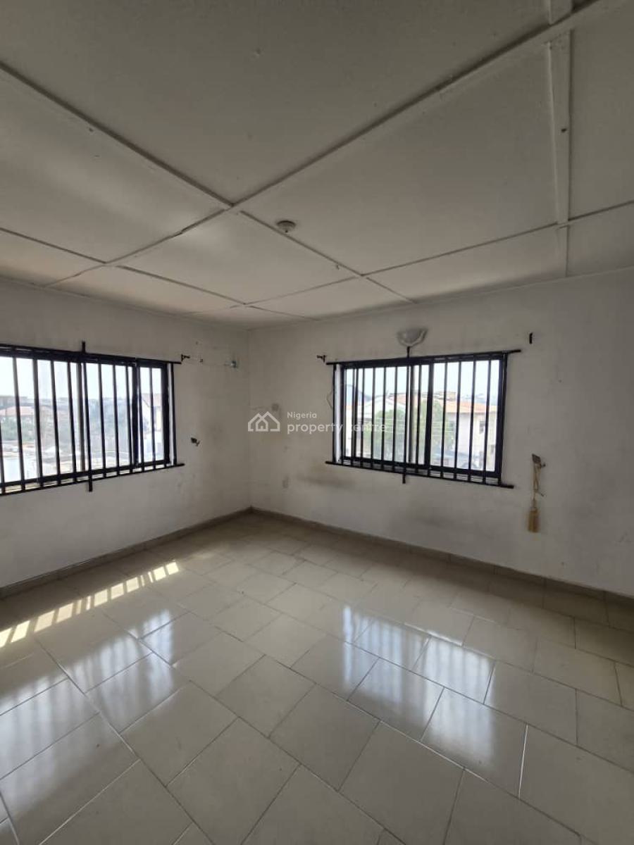 4 Bedroom Terraced Duplex Two People in a Compound, Omole Phase 1, Ikeja, Lagos, Terraced Duplex for Rent