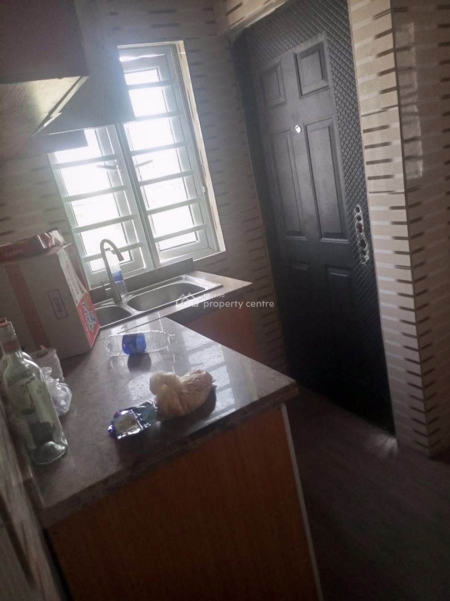 2 Bedrom Flat Available, 34 Newtown Estate, Ogombo, Ajah, Lagos, Flat / Apartment for Rent