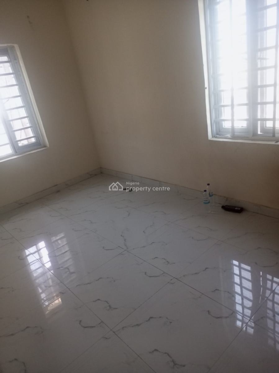 2 Bedrom Flat Available, 34 Newtown Estate, Ogombo, Ajah, Lagos, Flat / Apartment for Rent