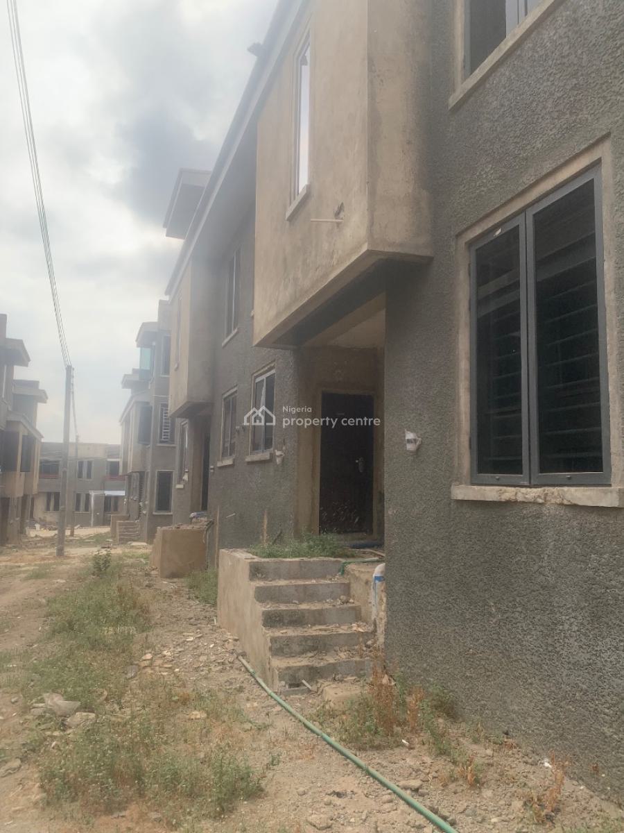 Premium 4-bedroom Triplex  Where Prestige Meets Security & Lifestyle, Nile Univeristy, Jabi, Abuja, House for Sale