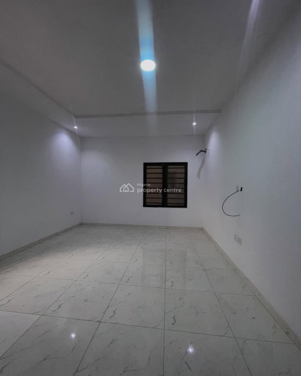 2 Bedroom Fully Detached Duplex, Lekki Phase 1, Lekki, Lagos, Flat / Apartment for Rent