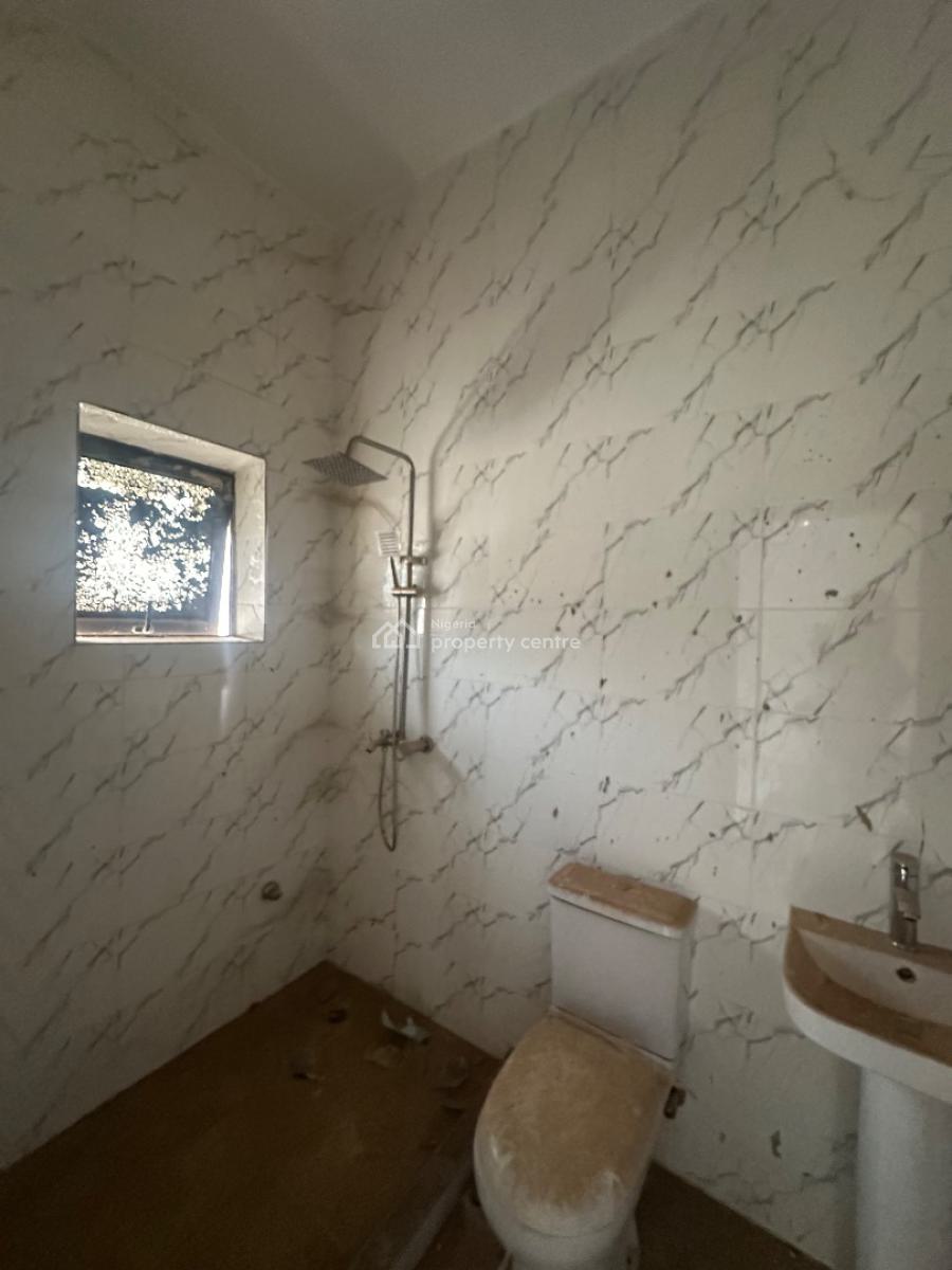 Luxury Brand New 5 Bedroom Duplex, Guzape District, Abuja, Terraced Duplex for Sale