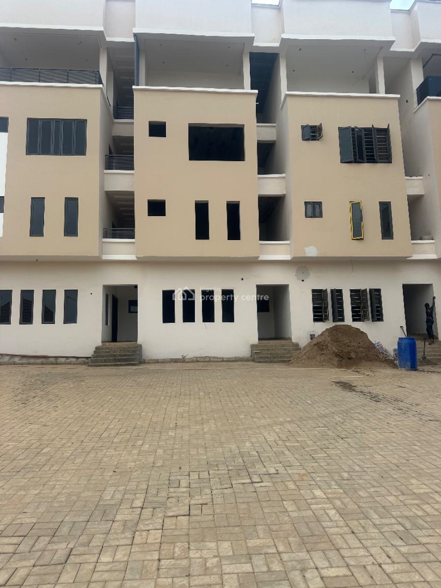 Luxury Brand New 5 Bedroom Duplex, Guzape District, Abuja, Terraced Duplex for Sale