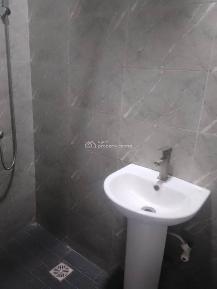 Lovely Mini Flat Apartment, Olawaiye Estate, Olowora, Magodo, Lagos, Mini Flat (room and Parlour) for Rent