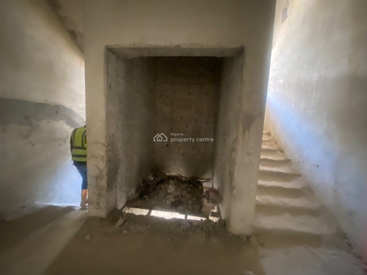 2 Bedroom Flat with a Swimming Pool & Elevator, Lekki Phase 1, Lekki, Lagos, Flat / Apartment for Sale