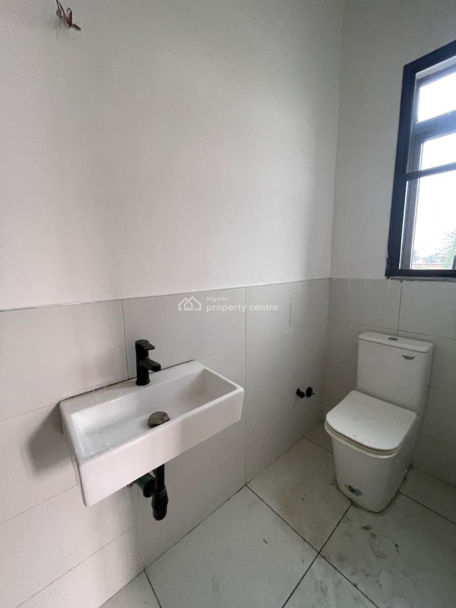 4 Bedroom Terrace, Lekki Phase 1, Lekki, Lagos, Flat / Apartment for Rent