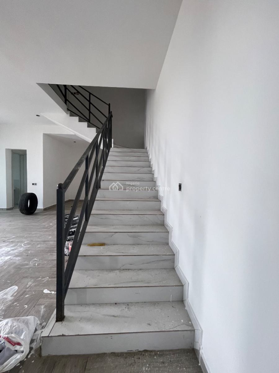 4 Bedroom Terrace, Lekki Phase 1, Lekki, Lagos, Flat / Apartment for Rent