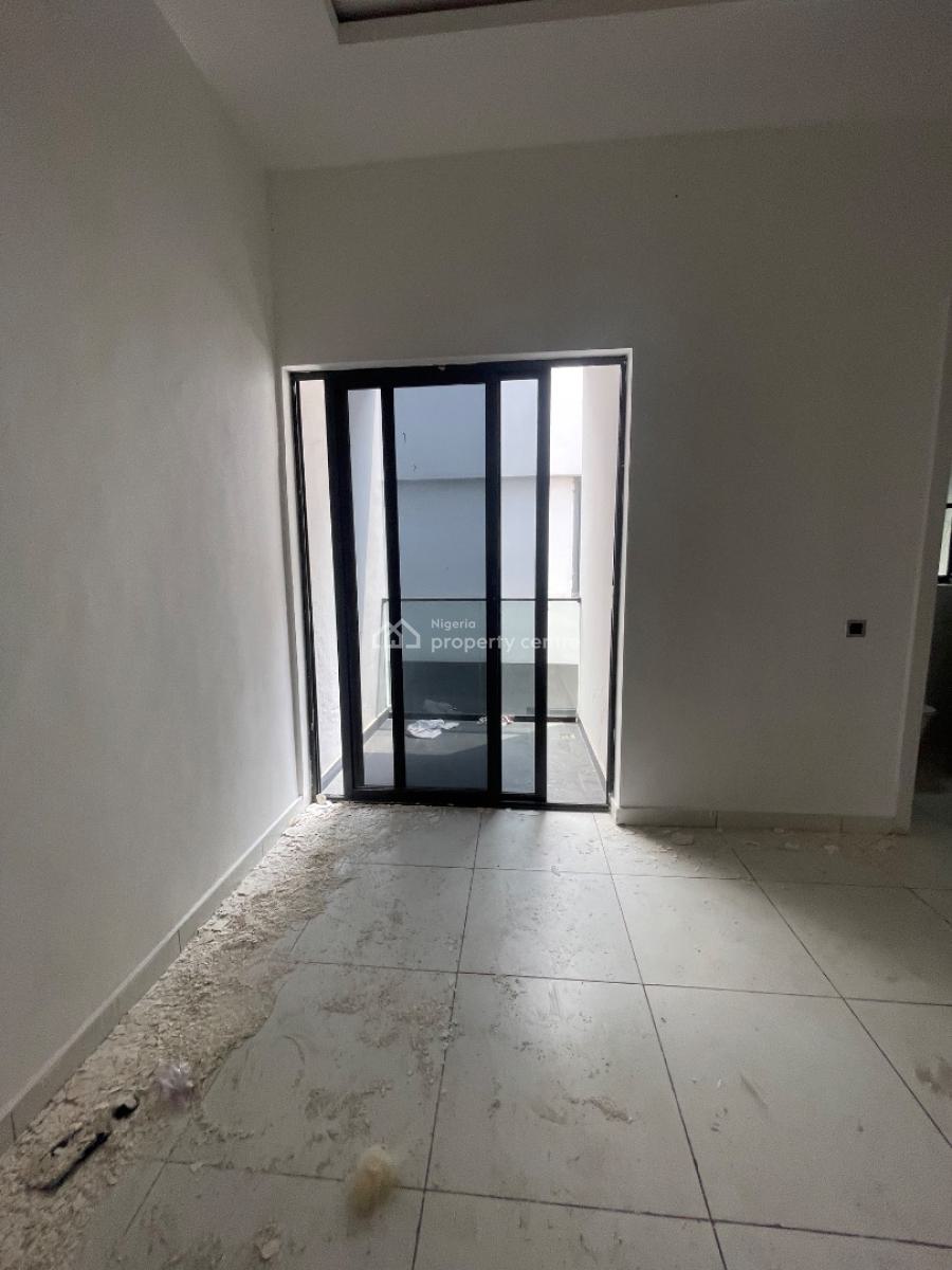 4 Bedroom Terrace, Lekki Phase 1, Lekki, Lagos, Flat / Apartment for Rent