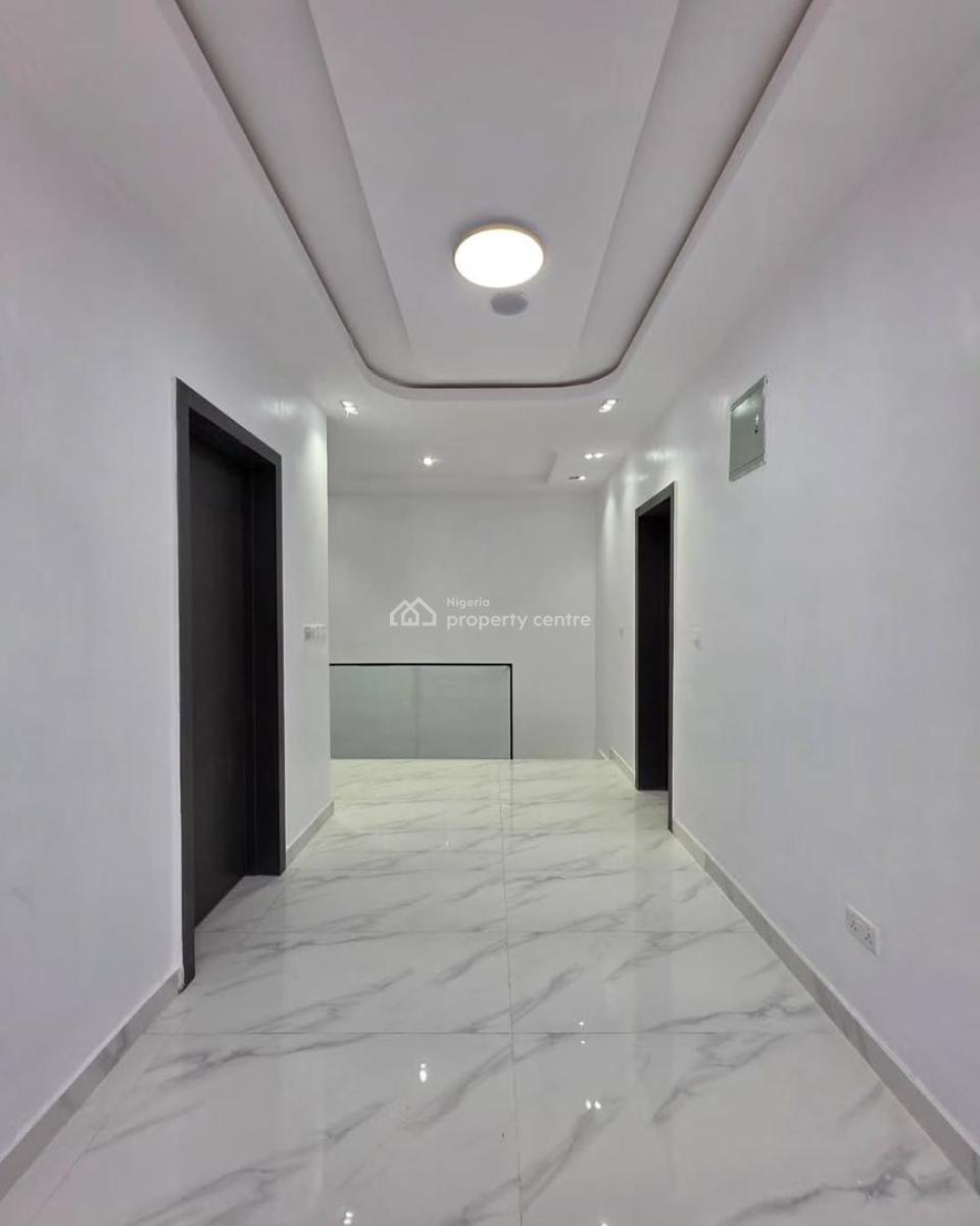 4 Bedrooms Semi Detached House with Bq, Chevron, Lekki, Lagos, Semi-detached Duplex for Sale