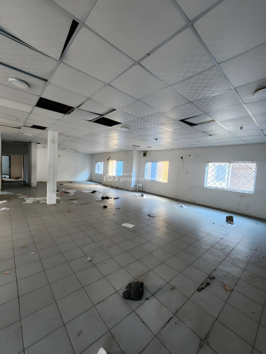 Commercial Letting Spacious Storey Commercial Building, Surulere, Lagos, Commercial Property for Rent