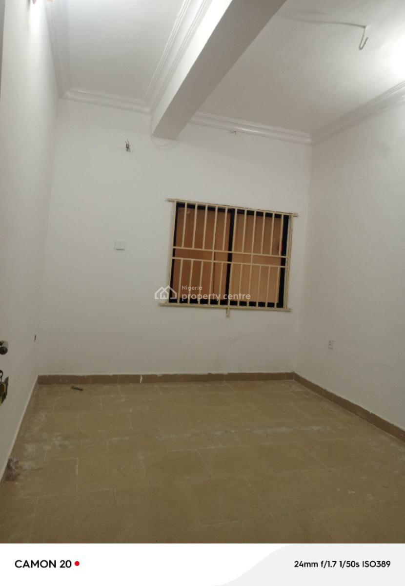 Executive Wonderful 3 Bedroom Flat, Off Ogun Lana Drive, Surulere, Lagos, Flat / Apartment for Rent