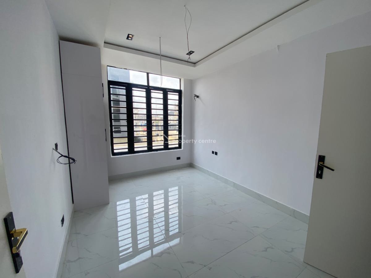 2-bedroom Apartment, Lekki Phase 1, Lekki, Lagos, Flat / Apartment for Sale