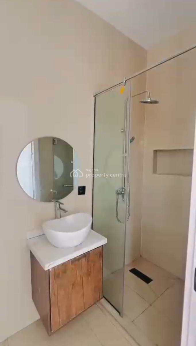 a Luxuriously Built 2 Bedroom Apartment with Bq, Furo Ezimora, Lekki Phase 1, Lekki, Lagos, Flat / Apartment for Sale