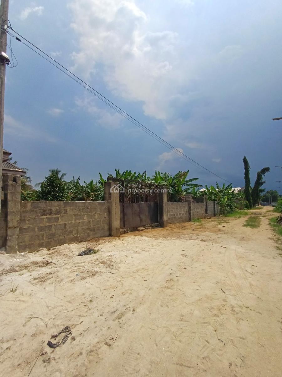 Fenced 1 and Half Plots with Hall, Obirikwerre Airport Road, Rumuahalu, Port Harcourt, Rivers, Residential Land for Sale