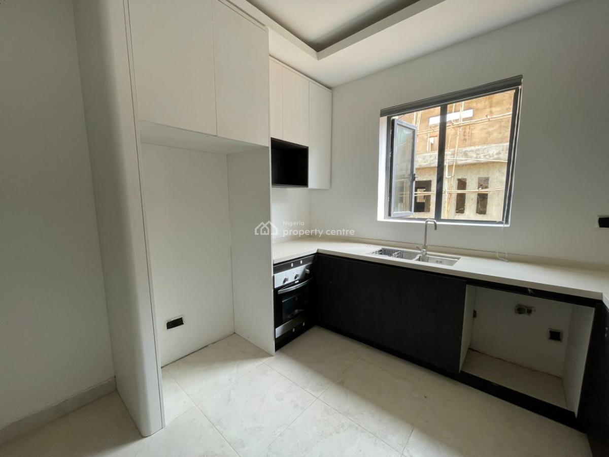 Luxury 4-bedroom Semi-detached Duplex with Bq., Lekki Phase 1, Lekki, Lagos, Semi-detached Duplex for Sale