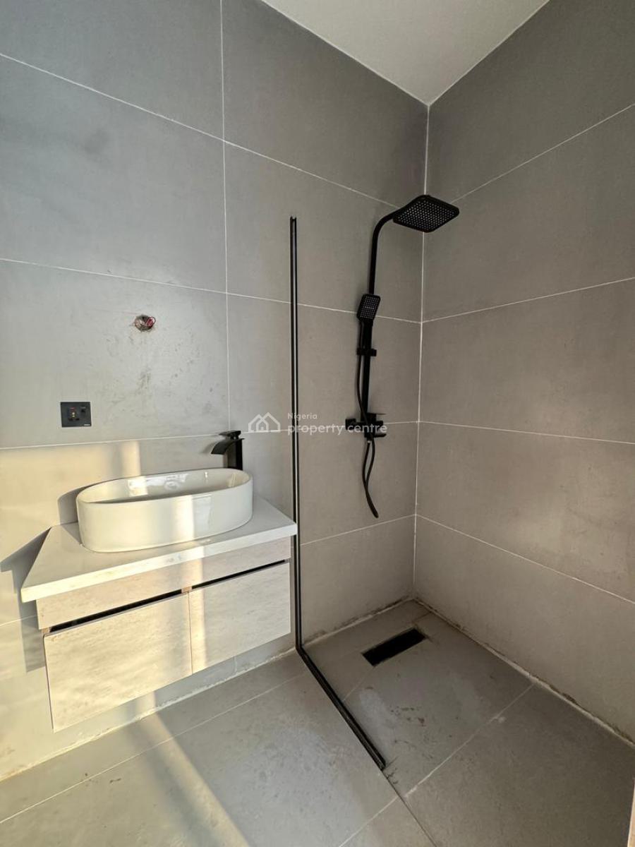 2-bedroom Apartments in Lekki Phase 1, Lekki Phase 1, Lekki, Lagos, Flat / Apartment for Sale