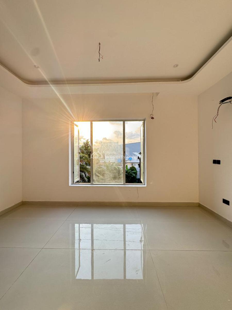 2-bedroom Apartments in Lekki Phase 1, Lekki Phase 1, Lekki, Lagos, Flat / Apartment for Sale