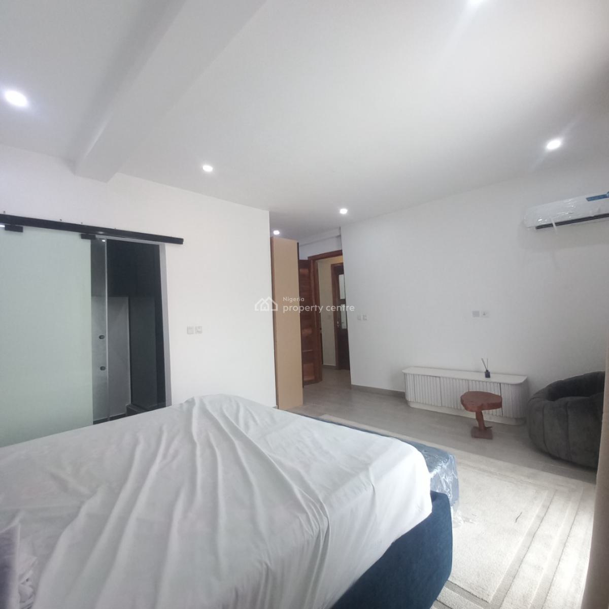 Exquisite 2 Bedroom Apartment with Pool and Elevator, Ikate, Lekki, Lagos, Flat / Apartment for Sale