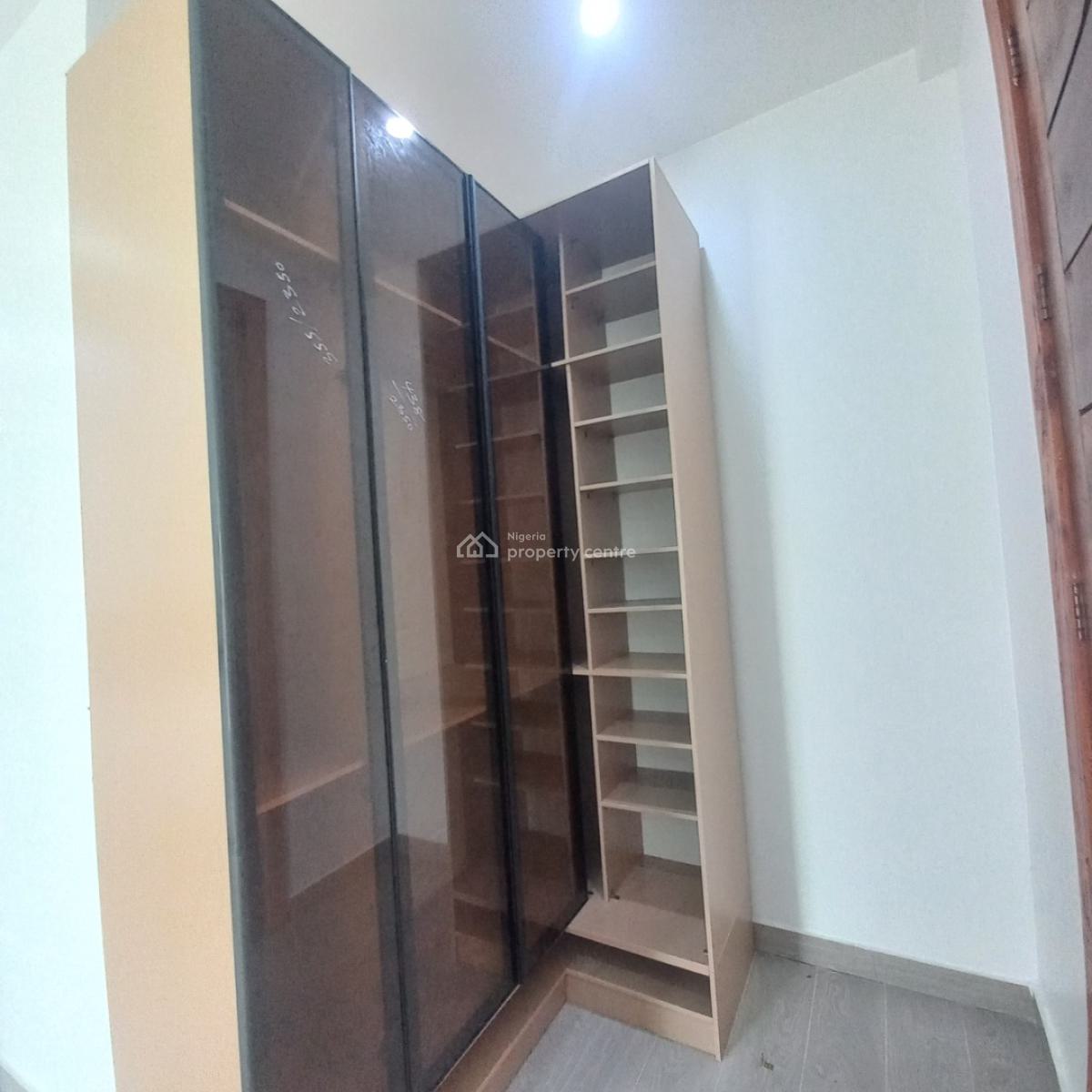 Exquisite 2 Bedroom Apartment with Pool and Elevator, Ikate, Lekki, Lagos, Flat / Apartment for Sale