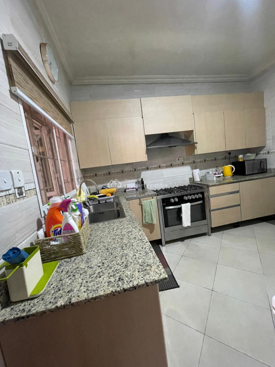 Beautiful 3 Bedroom Terrace Duplex, Estate, Ikate, Lekki, Lagos, Terraced Duplex for Rent