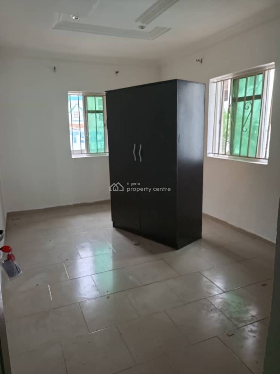Spacious 3bedroom Apartment, Ologolo, Lekki, Lagos, Flat / Apartment for Rent