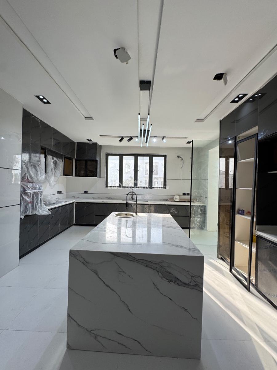 5bedrooms House in Cowrie Creek Lekki, Ikate, Lekki, Lagos, Semi-detached Duplex for Sale