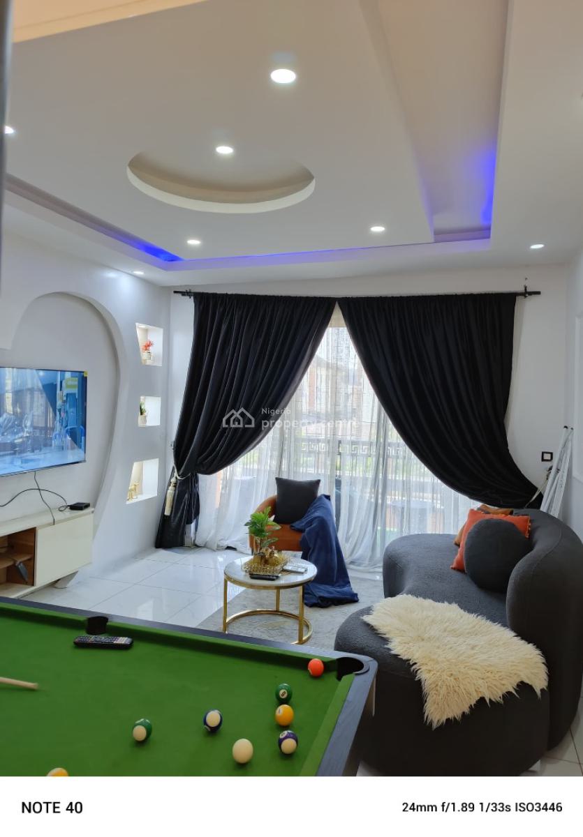 Cozy 2bedroom Penthouse Apartment with a Ps5 and Swimming Pool Lekki, Victoria Island (vi), Lagos, Flat / Apartment Short Let
