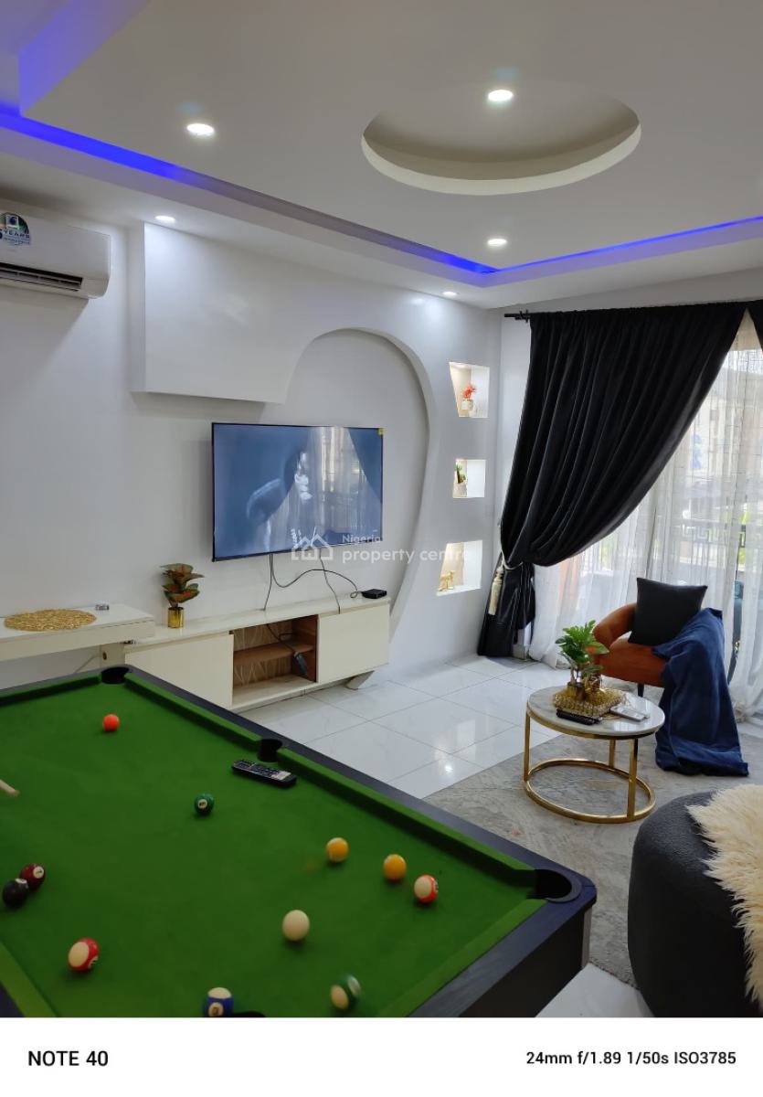 Cozy 2bedroom Penthouse Apartment with a Ps5 and Swimming Pool Lekki, Victoria Island (vi), Lagos, Flat / Apartment Short Let