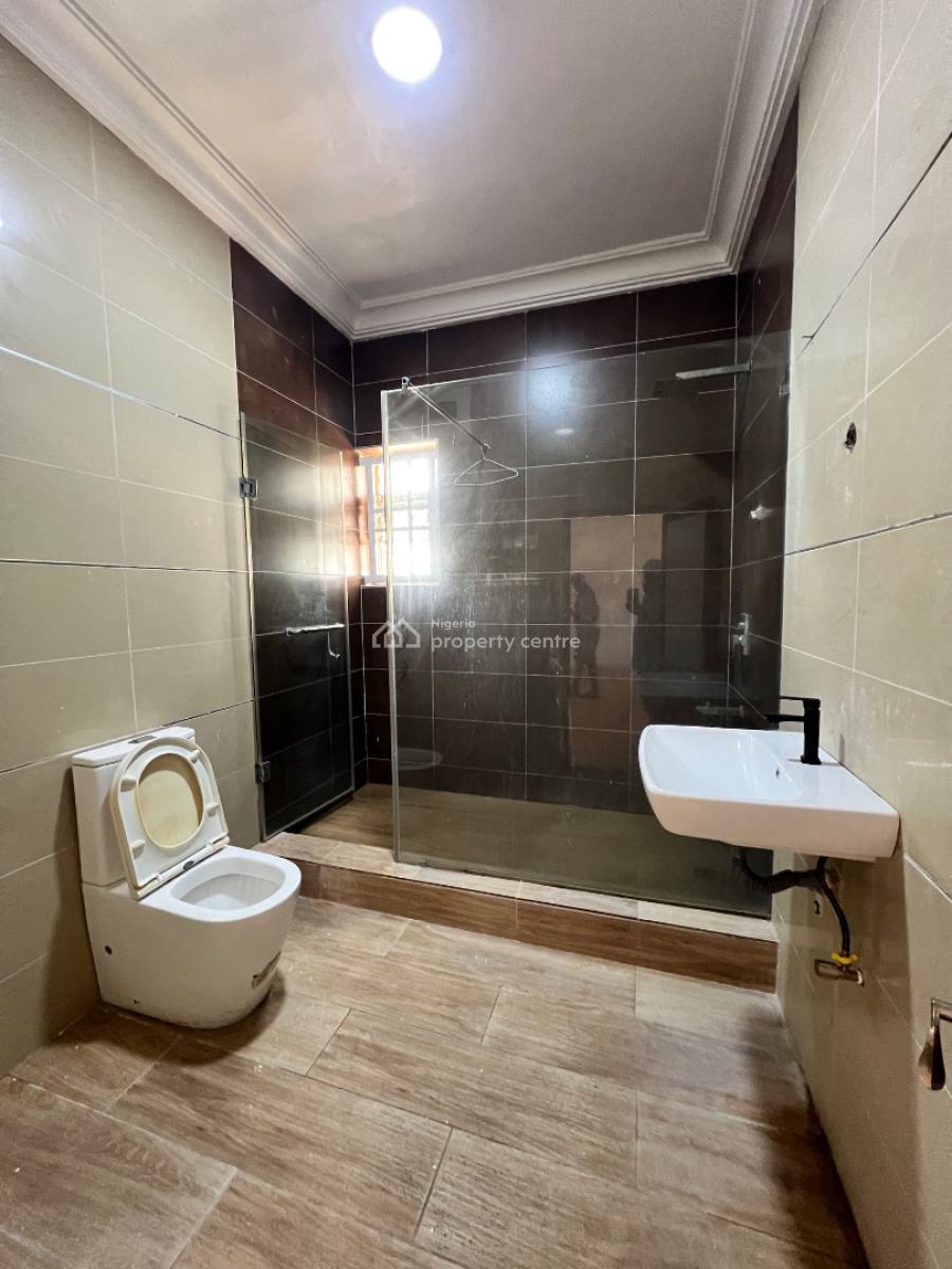 Spacious 1 Bedroom Apartment, Lekki Phase 1, Lekki, Lagos, Self Contain (single Rooms) for Rent