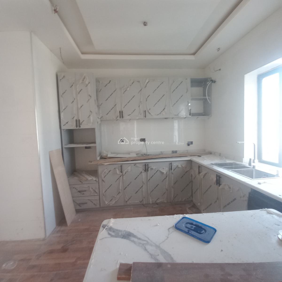 Lovely 2 Bedroom Apartment with Elevator, Pool and Gym, Ikate, Lekki, Lagos, Flat / Apartment for Sale