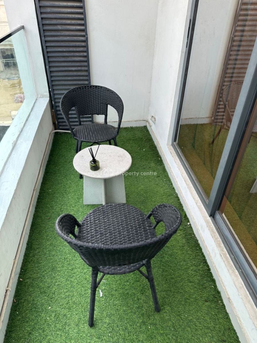 Introducing Our Fresh 2 Bdr Apartment + Gym, Pool & Double Balcony ️, Lekki Phase 1, Lekki, Lagos, Flat / Apartment Short Let