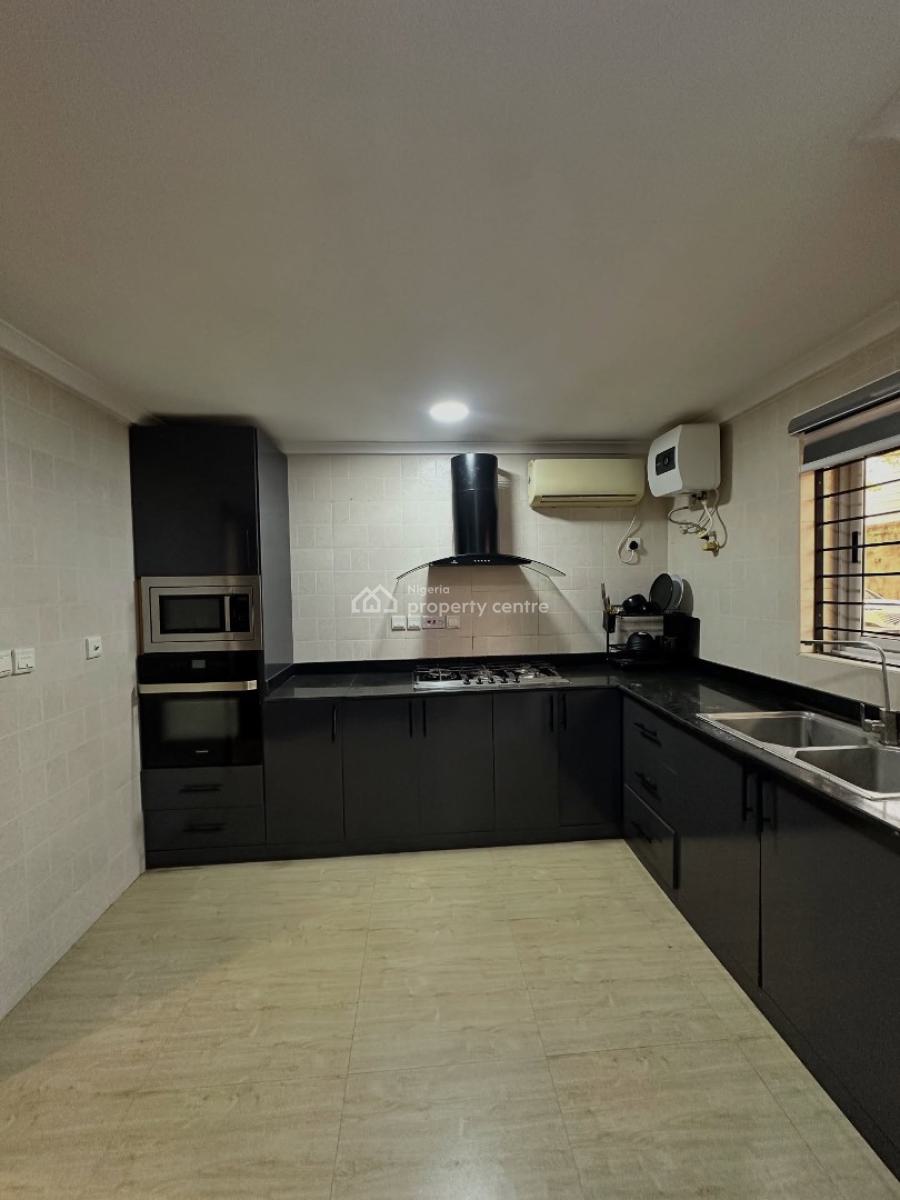 Serviced 1 Bedroom Apartment, Lekki Phase 1, Lekki, Lagos, Flat / Apartment for Rent