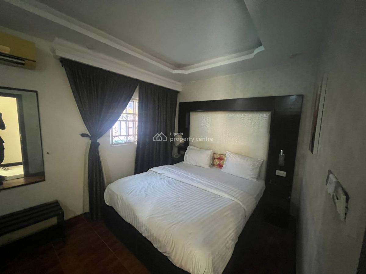 17 Bedrooms Duplex, Lekki Phase 1, Lekki, Lagos, Detached Duplex for Rent