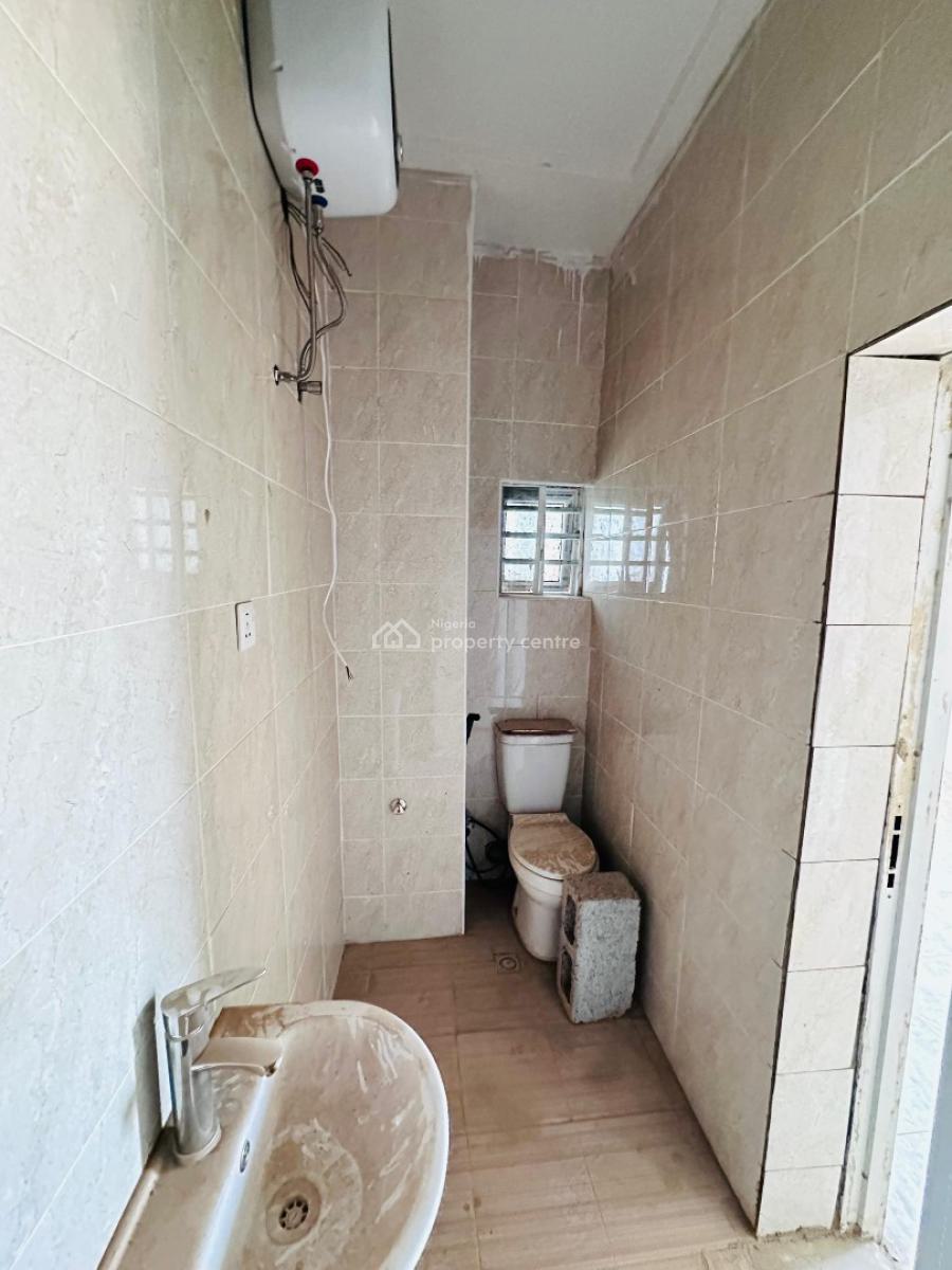 2 Bedroom Flat, Durumi, Abuja, Block of Flats for Sale