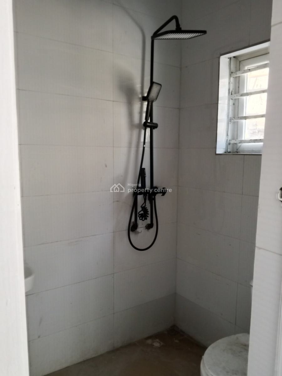 Luxury Newly Built 2 Bedroom, Off Ayelegun Road Bucknor, Isolo, Lagos, Flat / Apartment for Rent