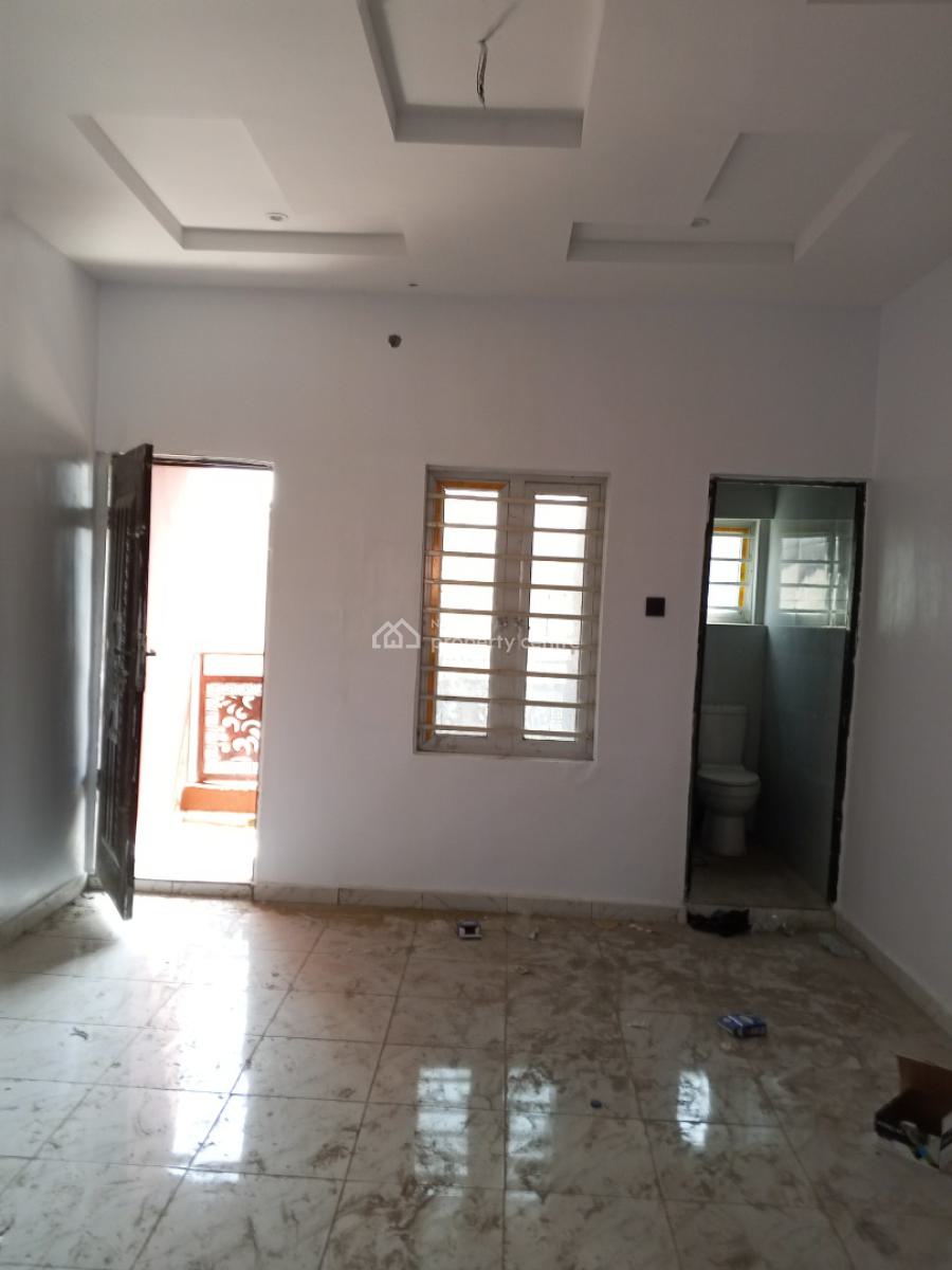 Luxury Newly Built 2 Bedroom, Off Ayelegun Road Bucknor, Isolo, Lagos, Flat / Apartment for Rent