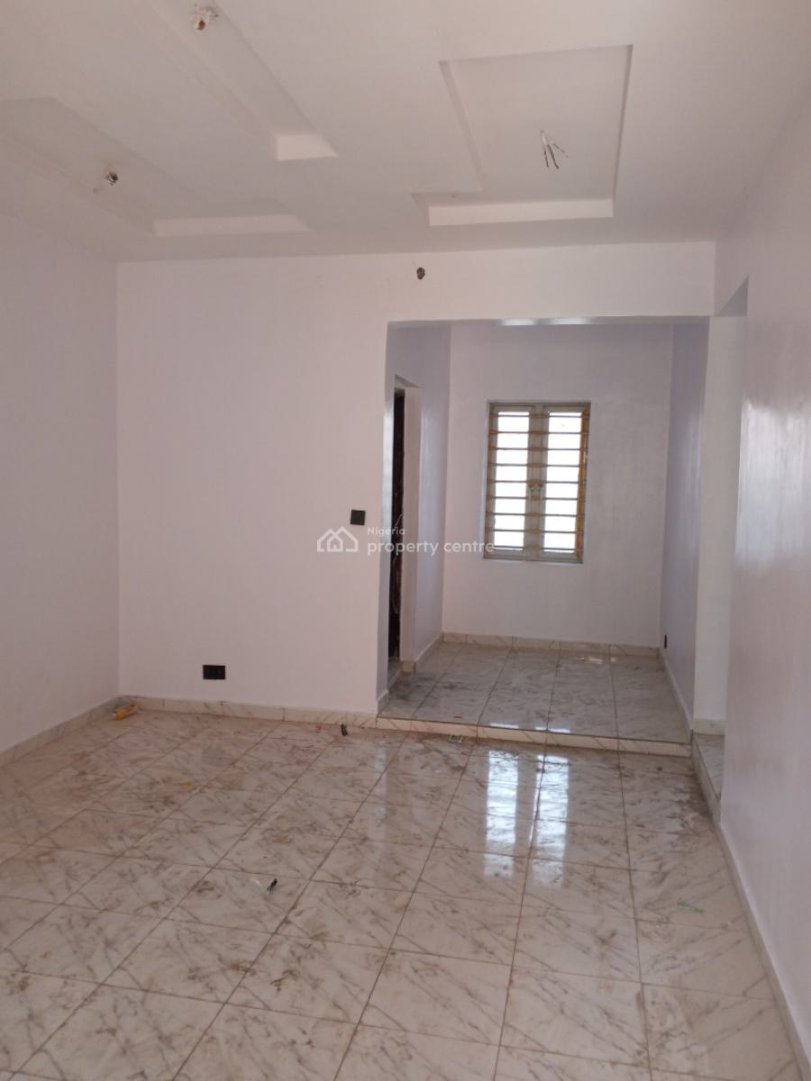 Luxury Newly Built 2 Bedroom, Off Ayelegun Road Bucknor, Isolo, Lagos, Flat / Apartment for Rent