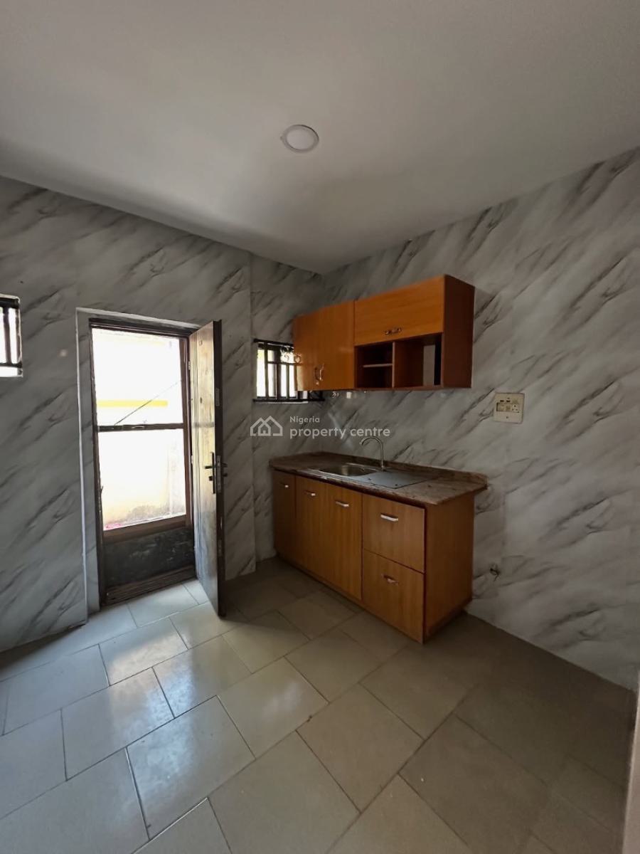 Serviced 2 Bedroom Apartment with En-suite Rooms, Lekki Phase 1, Lekki, Lagos, Flat / Apartment for Rent