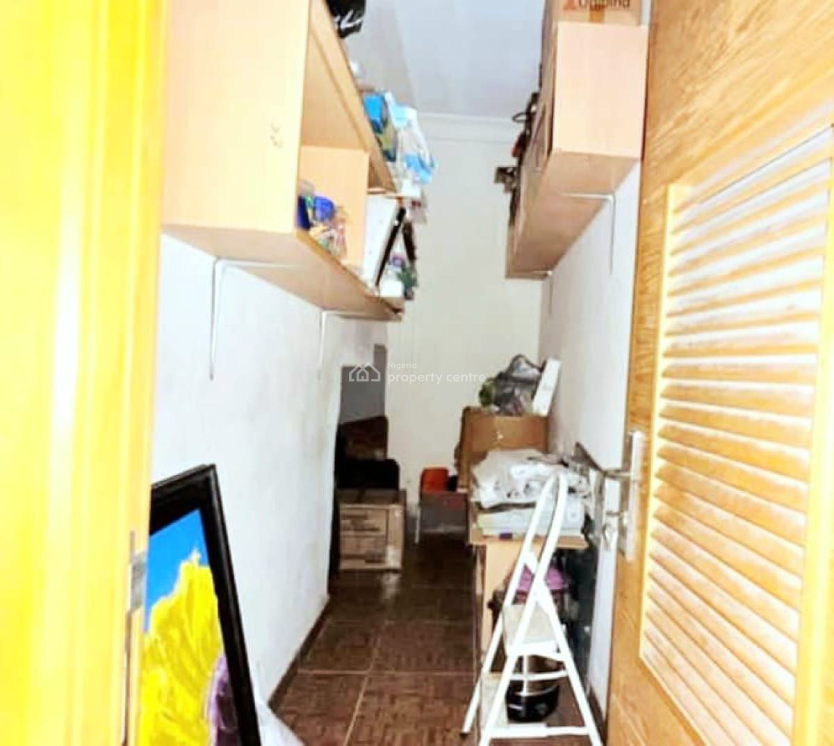 Commercial 4 Bedroom Semi-detached Duplex, Lekki Right, Lekki Phase 1, Lekki, Lagos, Office Space for Rent