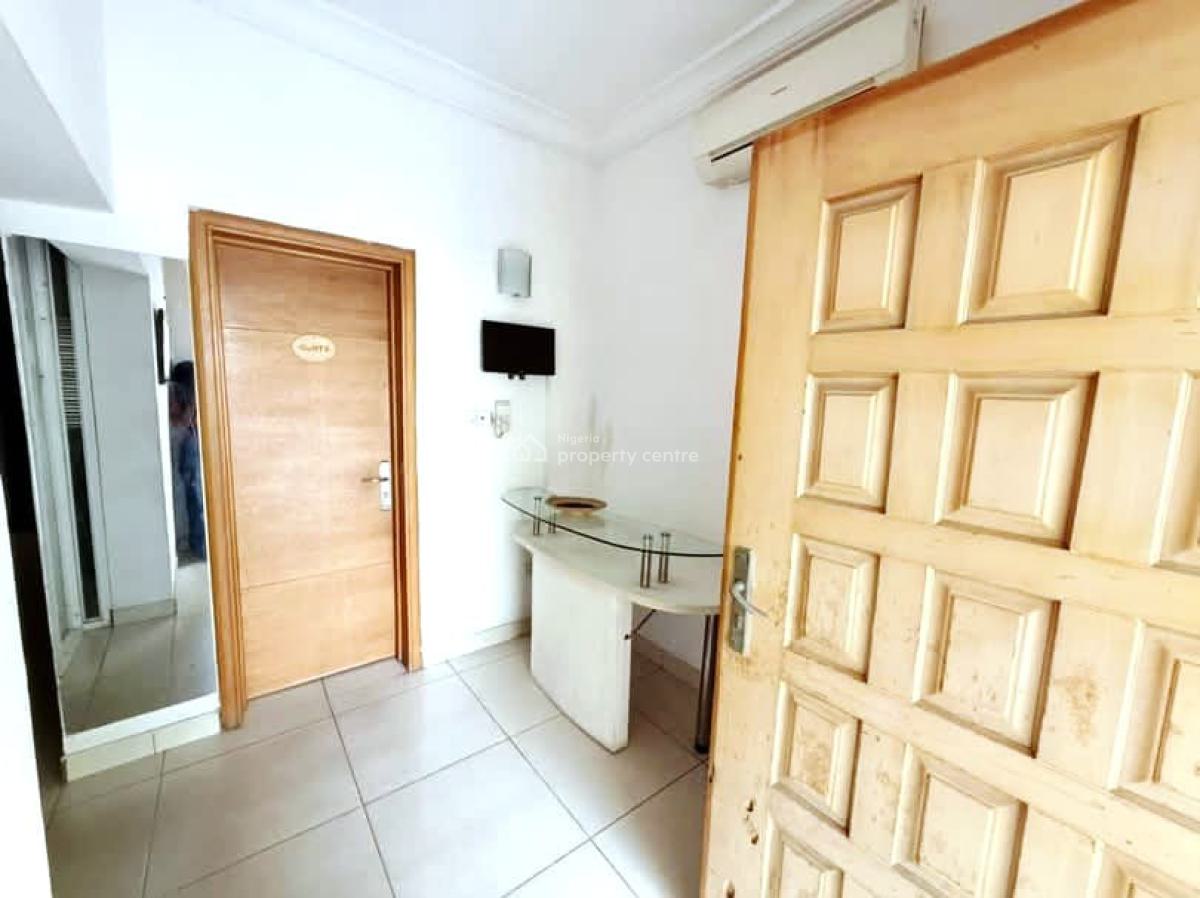 Commercial 4 Bedroom Semi-detached Duplex, Lekki Right, Lekki Phase 1, Lekki, Lagos, Office Space for Rent