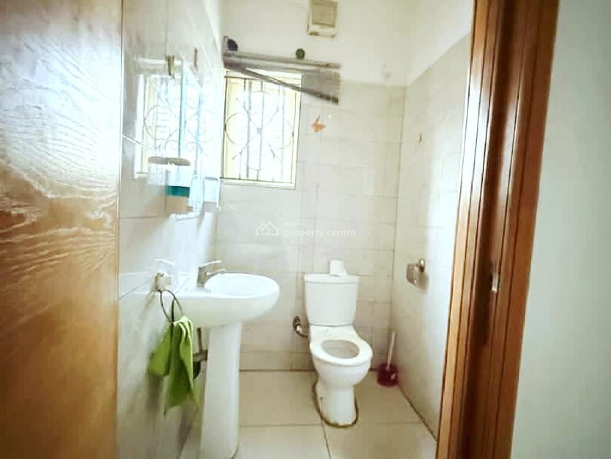 Commercial 4 Bedroom Semi-detached Duplex, Lekki Right, Lekki Phase 1, Lekki, Lagos, Office Space for Rent