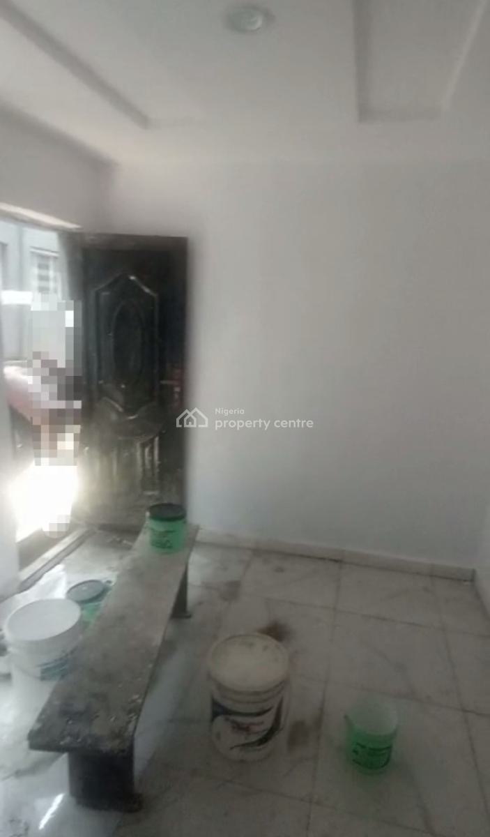 Spacious Studio Apartment, Bariga, Shomolu, Lagos, Self Contain (single Rooms) for Sale
