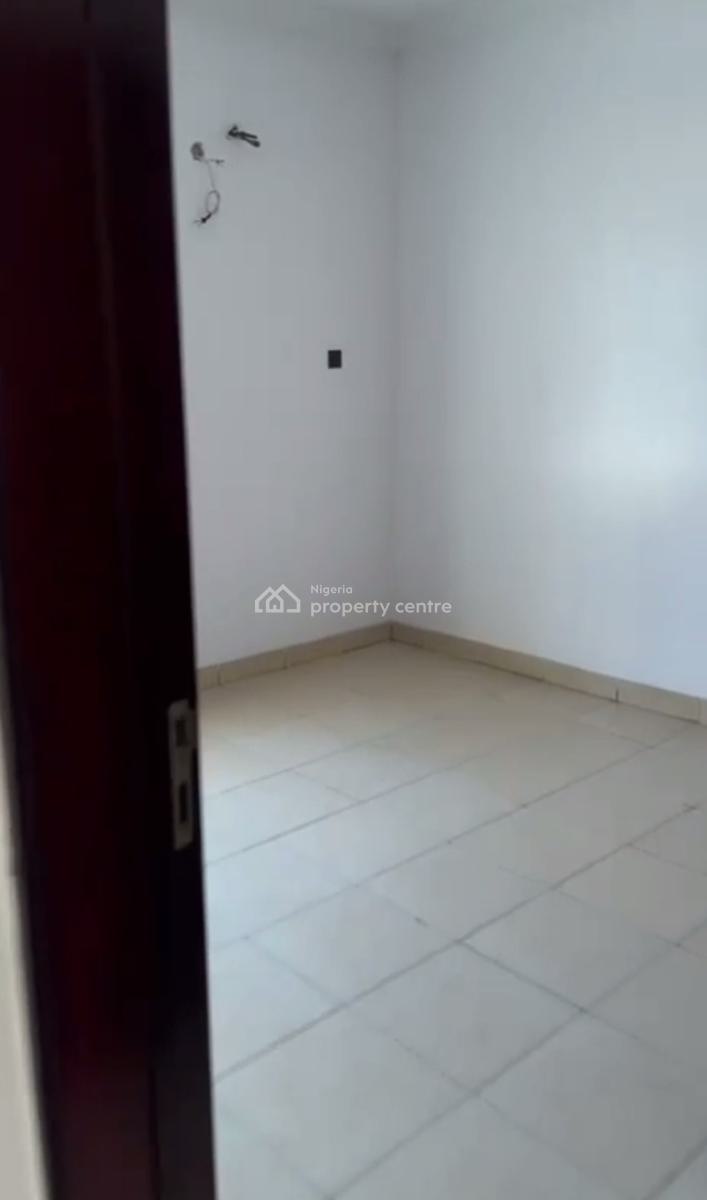 Spacious Standard 3 Bedroom Apartment, Cardigan Estate, Osapa, Lekki, Lagos, Flat / Apartment for Rent