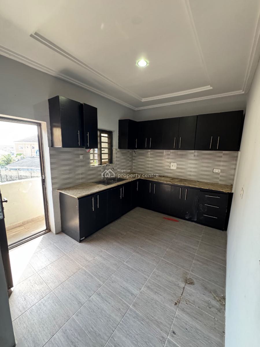 Luxury 2 Bedroom Flat Upstairs, 34 Silver Crest Garden Estate, Ajah, Lagos, Flat / Apartment for Rent