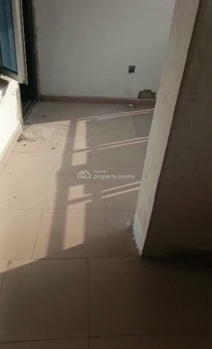 Decent Spacious Standard 3 Bedroom Apartment Upstairs, Good News Estate, Sangotedo, Ajah, Lagos, Flat / Apartment for Rent