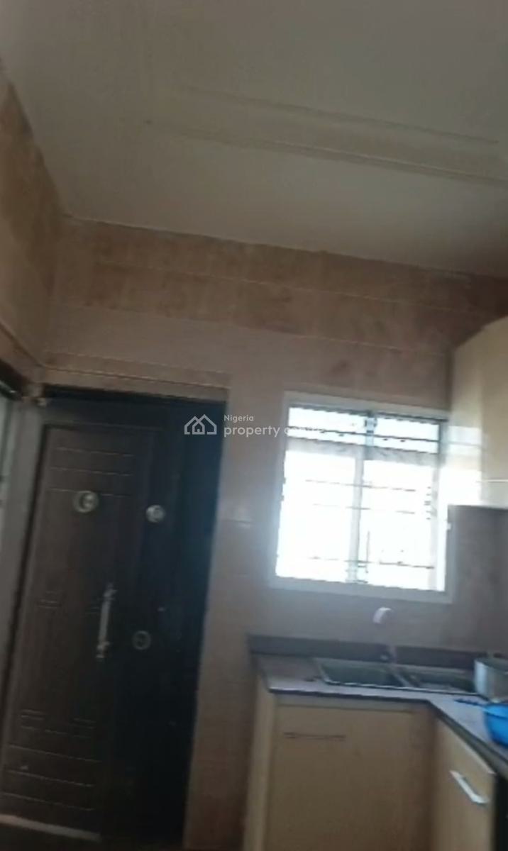 Decent Spacious Standard 3 Bedroom Apartment Upstairs, Good News Estate, Sangotedo, Ajah, Lagos, Flat / Apartment for Rent