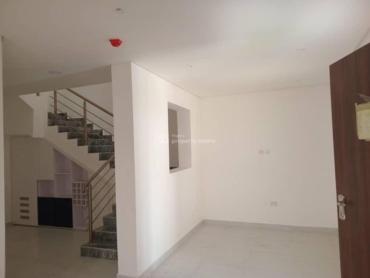 Luxury 4 Bedroom Terrace Duplex + Bq, Twinlake Estate, Chevron, Lekki Expressway, Lekki, Lagos, Semi-detached Duplex for Rent
