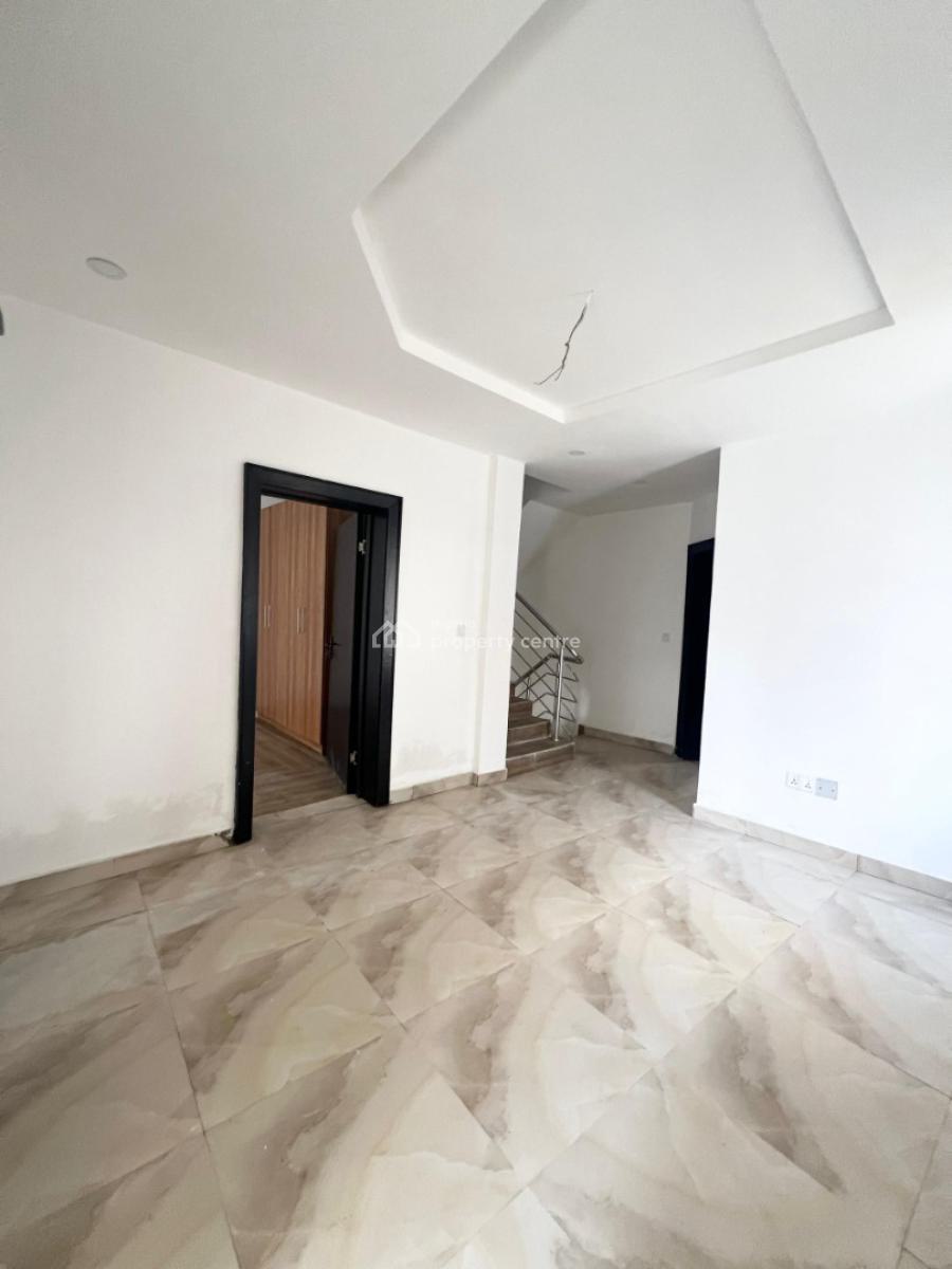 Spacious 4-bedroom Serviced Apartment, Ikate Elegushi, Lekki, Lagos, Flat / Apartment for Sale