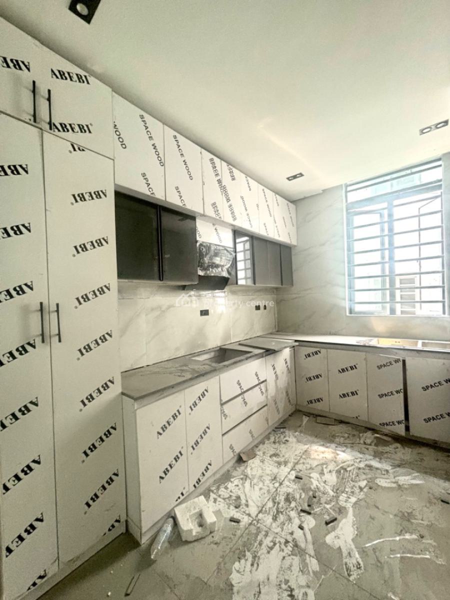 1 Bedroom Apartment, Ologolo, Lekki, Lagos, Block of Flats for Sale